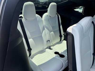 2017 Tesla MODEL X — фото 9