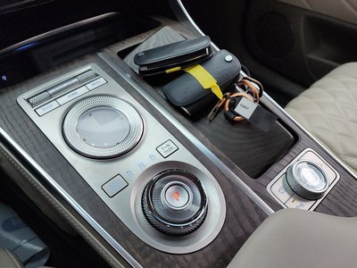 GENESIS GV80 - 9