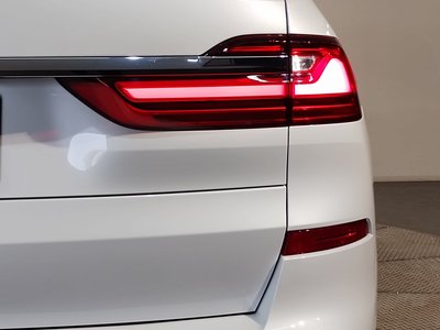2021 BMW X7 — миниатюра 65