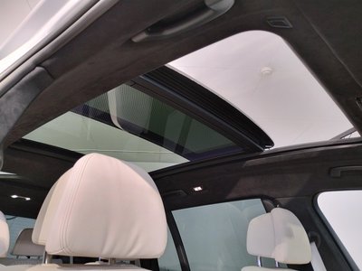 2021 BMW X7 — миниатюра 24