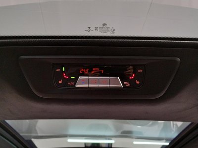 2021 BMW X7 — миниатюра 54
