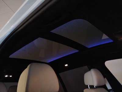 2021 BMW X7 — миниатюра 77
