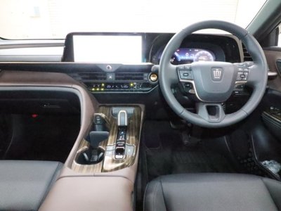 صورة 4 لـ 2023 Toyota CROWN CROSSOVER