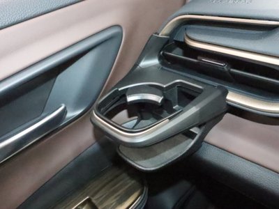 صورة مصغرة 30 لـ 2023 Toyota CROWN CROSSOVER