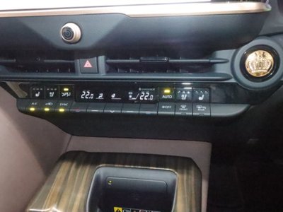 صورة مصغرة 21 لـ 2023 Toyota CROWN CROSSOVER