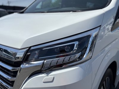 TOYOTA GRAND ACE - 4