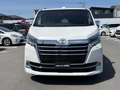 TOYOTA GRAND ACE - 2