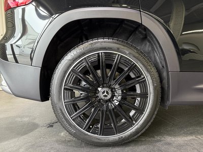 MERCEDES-BENZ GLB - 9