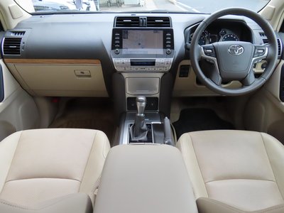 TOYOTA LAND CRUISER PRADO - 3
