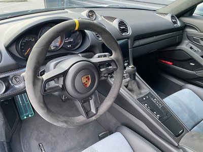 PORSCHE 718 SPYDER - 5
