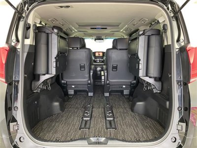 صورة مصغرة 31 لـ 2023 Toyota ALPHARD