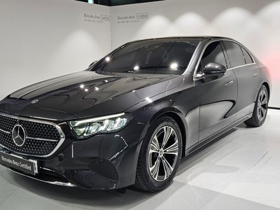 MERCEDES-BENZ E-CLASS - 5