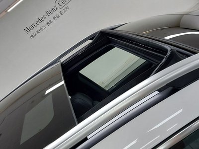 2025 Mercedes-BENZ GLS — миниатюра 12