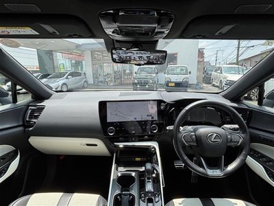 2023 Lexus NX thumbnail 41