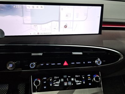 2026 Genesis GV70 — миниатюра 22