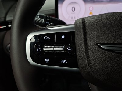 2026 Genesis GV70 — миниатюра 27