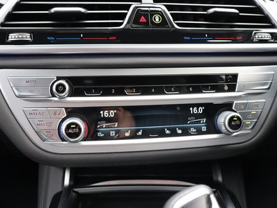 2021 BMW 7 SERIES thumbnail 30