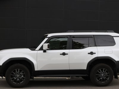 TOYOTA LAND CRUISER - 10