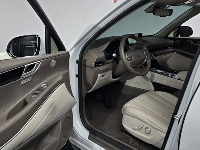 2022 Genesis GV80 — миниатюра 13