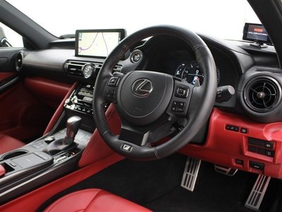 2023 Lexus IS — миниатюра 11