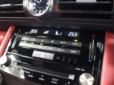 2023 Lexus IS — миниатюра 66