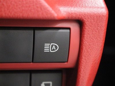 2023 Lexus IS — миниатюра 47
