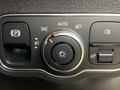 2025 Mercedes-BENZ GLB AMG — миниатюра 21