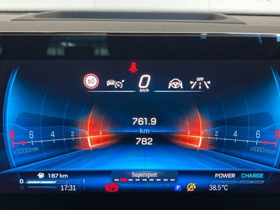 2025 Mercedes-BENZ GLB AMG — миниатюра 41