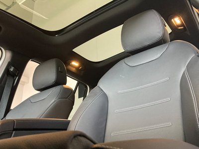 2025 Mercedes-BENZ GLB AMG — миниатюра 11
