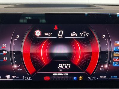2025 Mercedes-BENZ GLB AMG — миниатюра 40