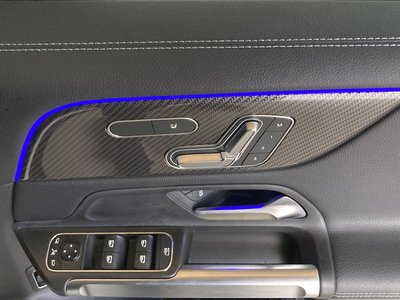 2025 Mercedes-BENZ GLB AMG — миниатюра 12