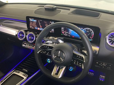 2025 Mercedes-BENZ GLB AMG photo 8