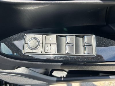 LEXUS LX - 10