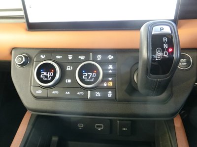 صورة مصغرة 35 لـ 2023 LAND Rover DEFENDER