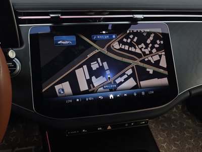 2025 Mercedes-BENZ E-CLASS — миниатюра 20