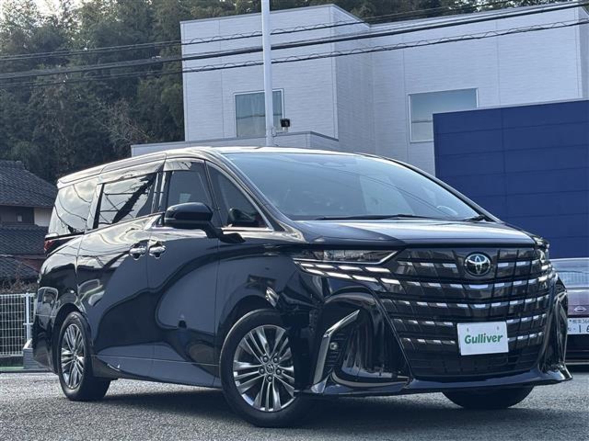 TOYOTA ALPHARD - View 1