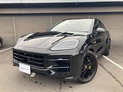 PORSCHE CAYENNE COUPE - 1