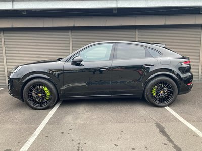 PORSCHE CAYENNE COUPE - 6