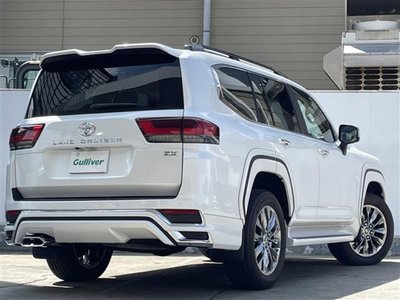 TOYOTA LAND CRUISER 300 - 4