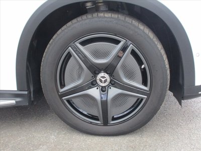 2025 Mercedes-BENZ EQE — миниатюра 11