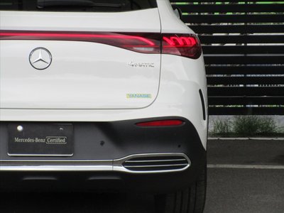 2025 Mercedes-BENZ EQE — миниатюра 16