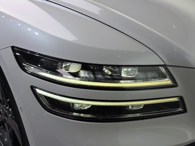 GENESIS G80 (RG3) - 9