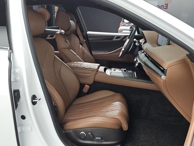 2023 Genesis G80 (RG3) — миниатюра 18