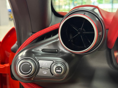 2021 Ferrari F8 SPIDER — миниатюра 11