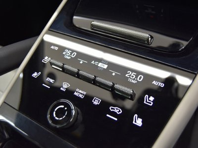 2024 Porsche CAYENNE — миниатюра 17