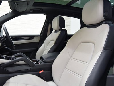 2024 Porsche CAYENNE 照片 9