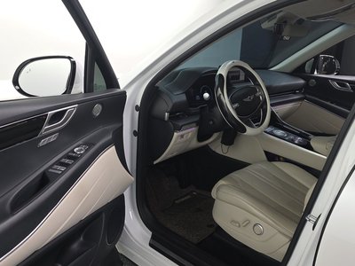 GENESIS GV80 - 10