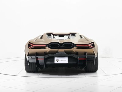 2025 Lamborghini REVUELTO thumbnail 15