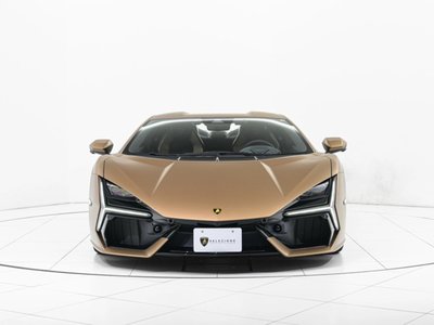 صورة 5 لـ 2025 Lamborghini REVUELTO