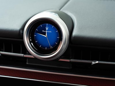 2025 Maserati GRECALE — миниатюра 25